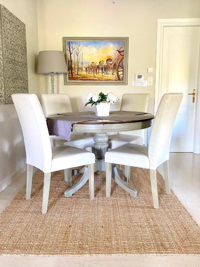 Marousi Boutique